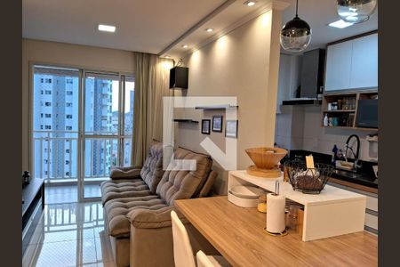 Sala de apartamento à venda com 2 quartos, 62m² em Km 18, Osasco