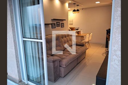 Sala de apartamento à venda com 2 quartos, 62m² em Km 18, Osasco