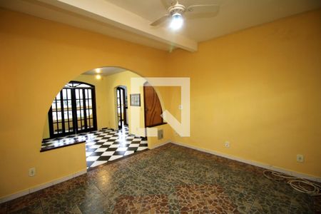 Sala de tv de apartamento para alugar com 3 quartos, 110m² em Brás de Pina, Rio de Janeiro