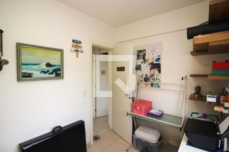 Quarto 2 de apartamento à venda com 3 quartos, 67m² em Santo Antônio, Porto Alegre