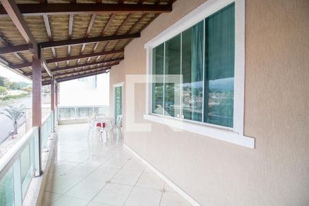 Varanda da Suite de casa à venda com 4 quartos, 343m² em Cabral, Contagem