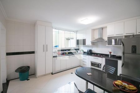 Cozinha de casa à venda com 4 quartos, 343m² em Cabral, Contagem