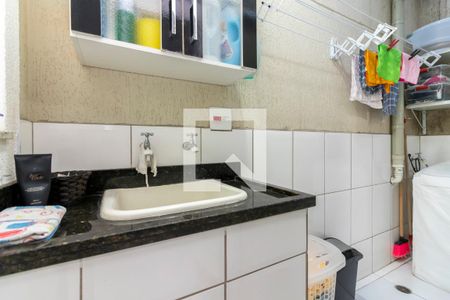 Área de Serviço de casa de condomínio à venda com 2 quartos, 80m² em Vila Vitorio Mazzei, São Paulo