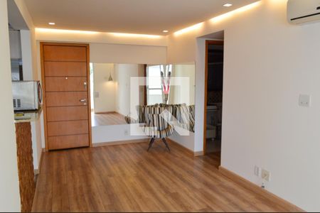 Sala de apartamento para alugar com 2 quartos, 65m² em Jacarepaguá, Rio de Janeiro