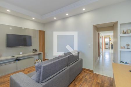 Sala de casa à venda com 3 quartos, 277m² em Horto, Belo Horizonte