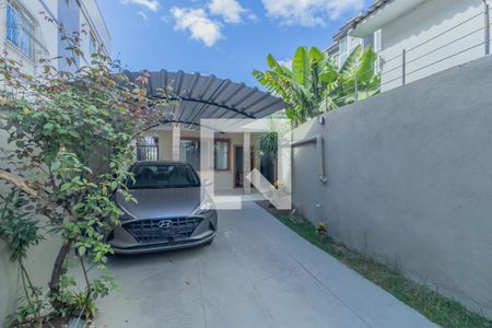 Área comum de casa à venda com 3 quartos, 277m² em Horto, Belo Horizonte