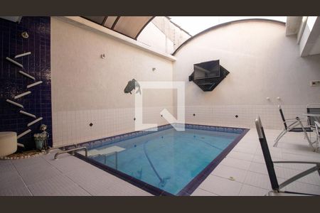 Piscina de casa à venda com 3 quartos, 300m² em Vila Formosa, São Paulo