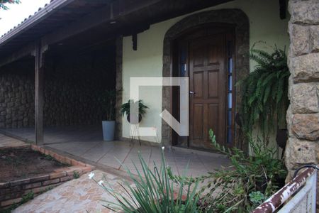 Quintal de casa à venda com 4 quartos, 439m² em Tirol, Contagem