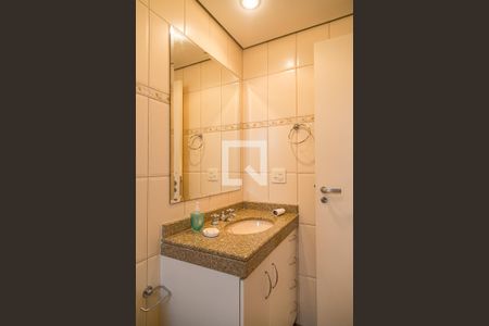 Banheiro Suíte 1 de apartamento à venda com 3 quartos, 146m² em Vila Alexandria, São Paulo