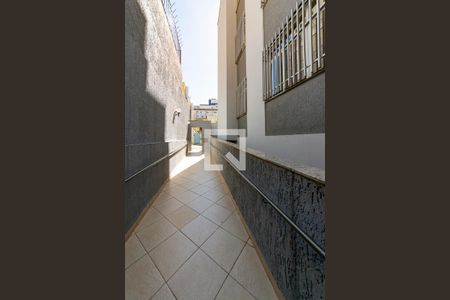 Entrada de apartamento à venda com 3 quartos, 110m² em Coração Eucarístico, Belo Horizonte