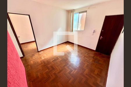 Sala de apartamento à venda com 2 quartos, 50m² em Planalto, Belo Horizonte