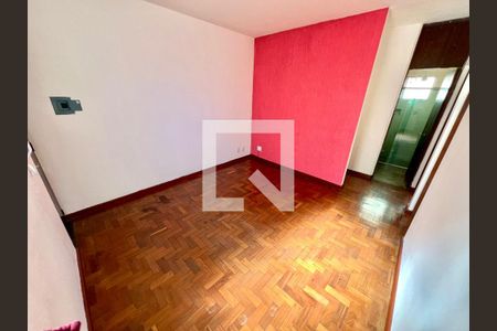 Sala de apartamento à venda com 2 quartos, 50m² em Planalto, Belo Horizonte