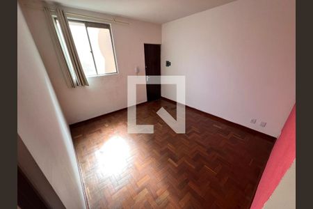 Sala de apartamento à venda com 2 quartos, 50m² em Planalto, Belo Horizonte