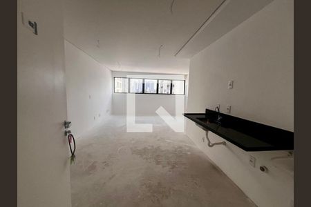 Quarto, cozinha e área de serviço de kitnet/studio à venda com 1 quarto, 32m² em Botafogo, Campinas