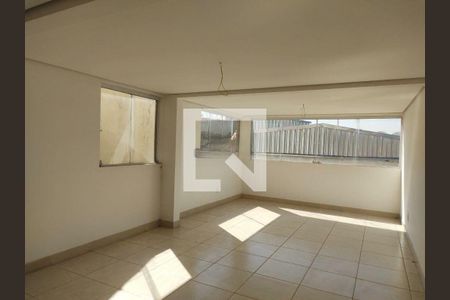 Casa à venda com 3 quartos, 250m² em Vila Sao Domingos, São Paulo