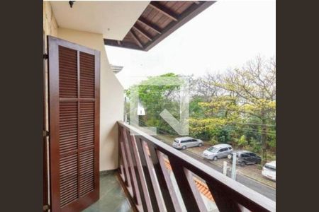 Casa à venda com 3 quartos, 165m² em Cidade São Francisco, São Paulo