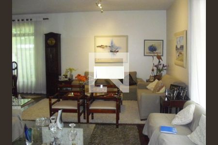 Casa à venda com 4 quartos, 286m² em Butantã, São Paulo