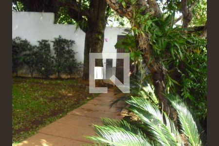 Casa à venda com 4 quartos, 286m² em Butantã, São Paulo