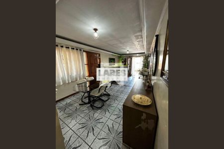 Casa à venda com 3 quartos, 146m² em Jardim Ester, São Paulo