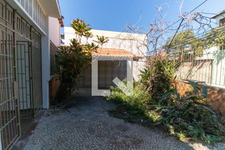 Área externa de casa à venda com 3 quartos, 180m² em Fátima, Niterói