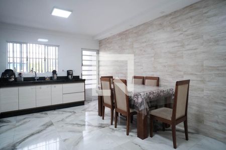 Cozinha de casa à venda com 3 quartos, 200m² em Vila Ré, São Paulo