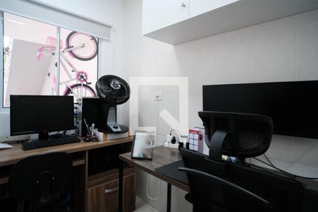 Escritório de casa à venda com 3 quartos, 200m² em Vila Ré, São Paulo