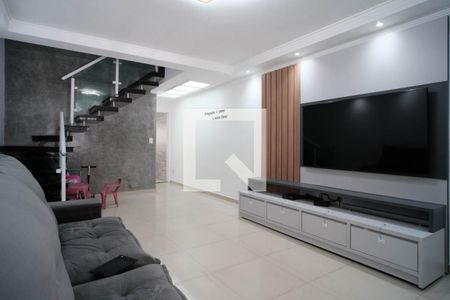 Sala de casa à venda com 3 quartos, 200m² em Vila Ré, São Paulo