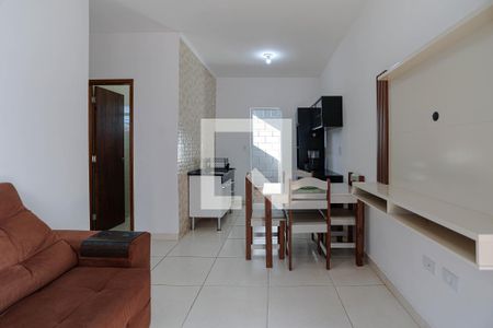 Sala de casa de condomínio para alugar com 2 quartos, 48m² em Vila Sao Paulo, Mogi das Cruzes