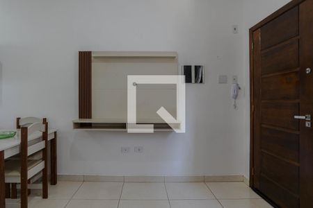 Sala de casa de condomínio para alugar com 2 quartos, 48m² em Vila Sao Paulo, Mogi das Cruzes