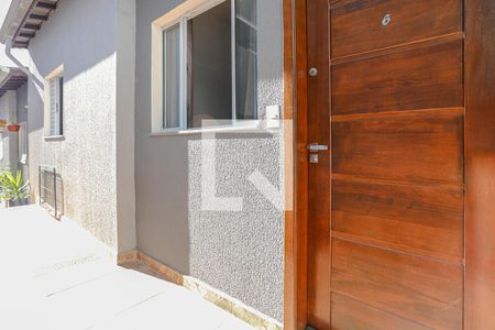 Varanda/Sala de casa de condomínio para alugar com 2 quartos, 48m² em Vila Sao Paulo, Mogi das Cruzes