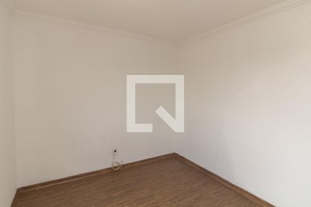 Quarto 2 de apartamento para alugar com 2 quartos, 53m² em Conjunto Residencial José Bonifácio, São Paulo