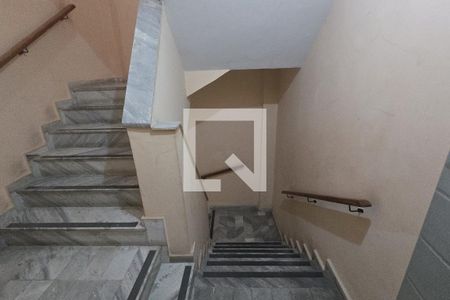 Escada de apartamento à venda com 2 quartos, 40m² em Engenho Novo, Rio de Janeiro