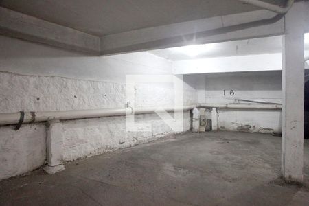 Box Garagem de apartamento à venda com 2 quartos, 110m² em Floresta, Porto Alegre