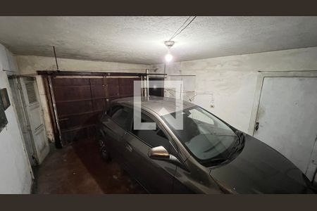 Garagem de casa à venda com 3 quartos, 280m² em Pinheiros, São Paulo