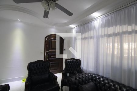 Sala de casa à venda com 4 quartos, 190m² em Vila Medeiros, São Paulo