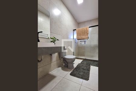 Banheiro Social de casa para alugar com 2 quartos, 220m² em Região Oceânica de Niterói, Niterói