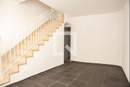 Sala de casa de condomínio para alugar com 2 quartos, 75m² em Planalto Paulista, São Paulo