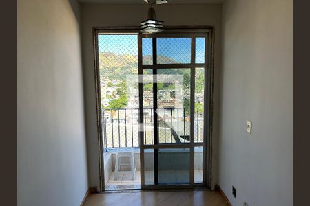 Sala de apartamento para alugar com 2 quartos, 62m² em Cascadura, Rio de Janeiro