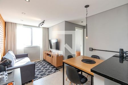 Sala de apartamento para alugar com 2 quartos, 43m² em Santo Amaro, São Paulo