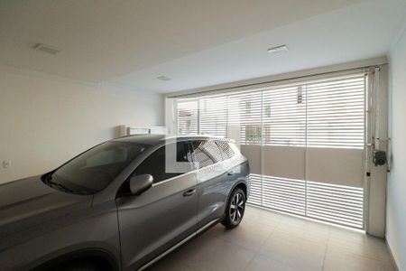 Garagem de casa à venda com 3 quartos, 201m² em Santana, São Paulo