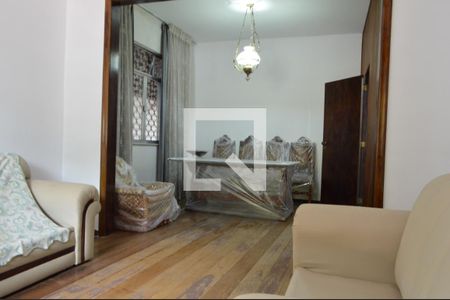Sala de casa para alugar com 3 quartos, 180m² em Tanque, Rio de Janeiro