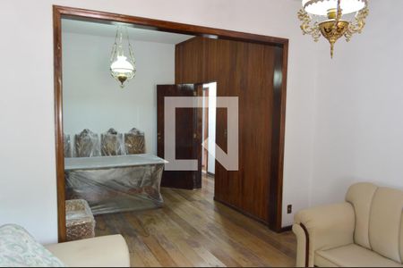 Sala de casa para alugar com 3 quartos, 180m² em Tanque, Rio de Janeiro