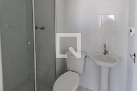Banheiro de apartamento para alugar com 2 quartos, 38m² em Cidade Satelite Santa Barbara, São Paulo