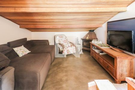 Casa à venda com 3 quartos, 200m² em Jardim das Vertentes, São Paulo