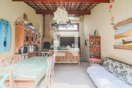 Casa à venda com 3 quartos, 200m² em Jardim das Vertentes, São Paulo