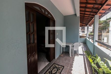 Casa de Condomínio para alugar com 3 quartos, 120m² em Itapuã, Salvador