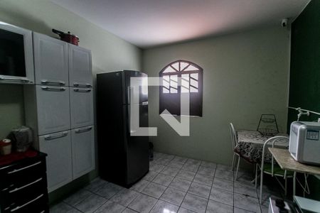 Cozinha de casa de condomínio para alugar com 3 quartos, 120m² em Itapuã, Salvador