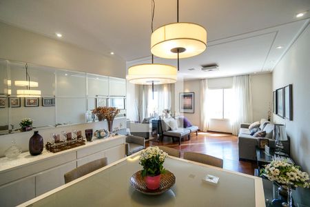 Sala de jantar de apartamento à venda com 4 quartos, 185m² em Tatuapé, São Paulo