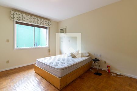Quarto 1 de casa à venda com 5 quartos, 700m² em Alto de Pinheiros, São Paulo