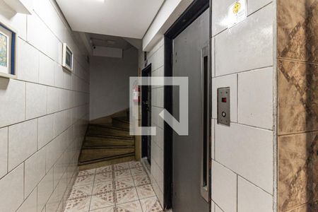 Hall de Entrada de kitnet/studio à venda com 1 quarto, 32m² em Campos Elíseos, São Paulo